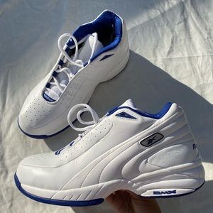 Retro Veracity II Basketball Shoes - SIZE 10 Men’s